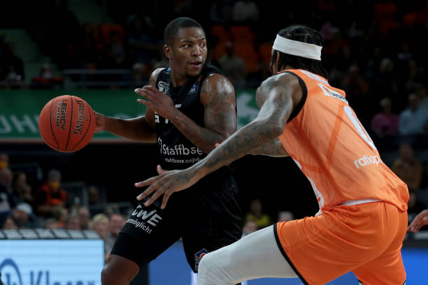 也让球迷继 也让球迷继